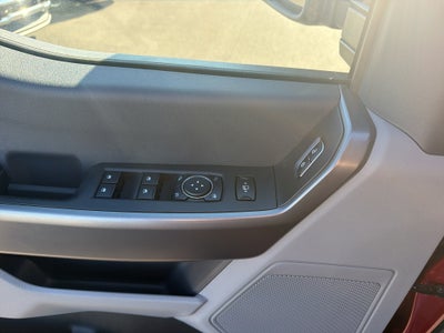 2027 Ford F-350 F-350® XLT