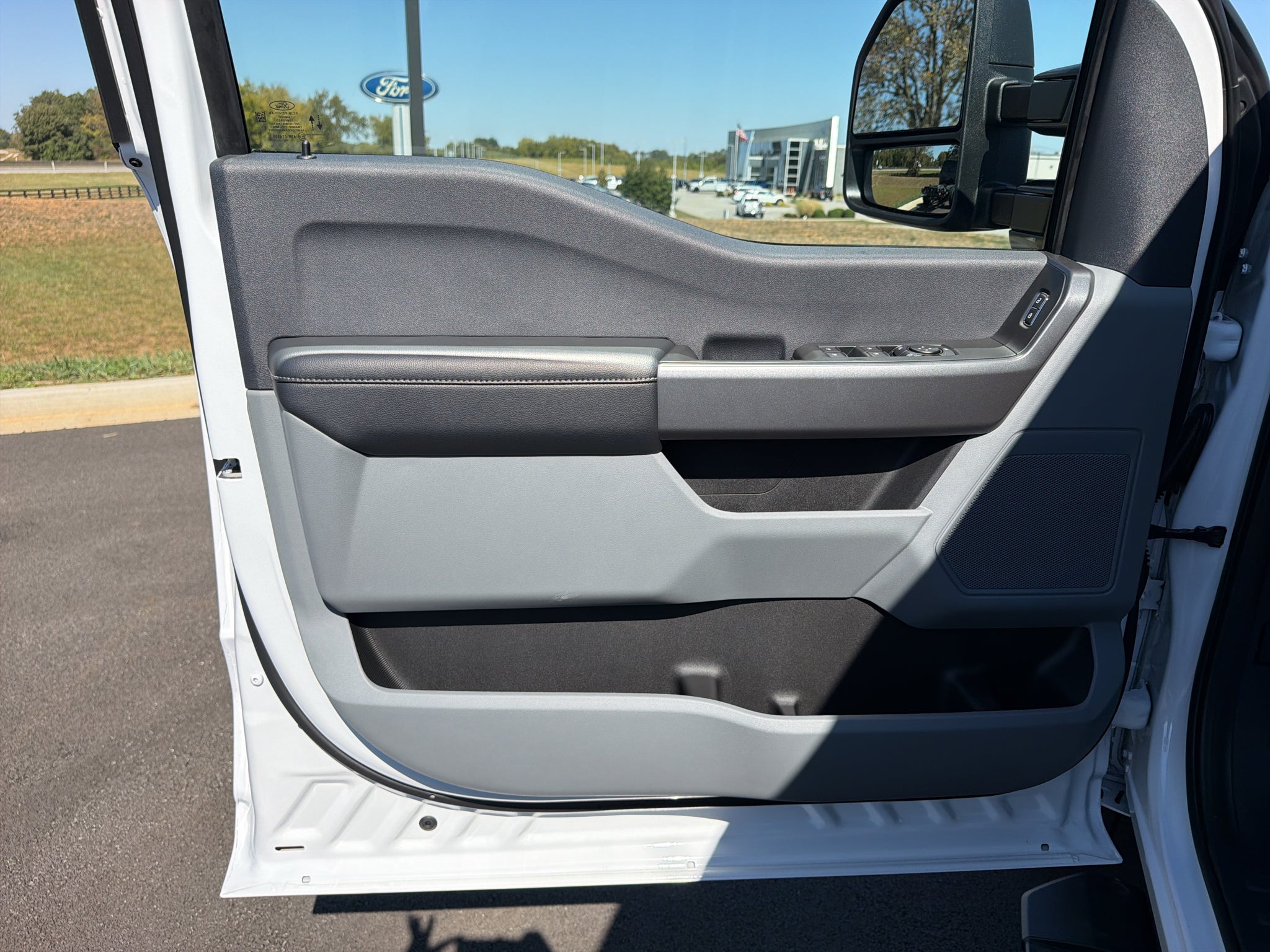 2027 Ford F-350 XL