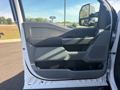 2027 Ford F-350 XLT