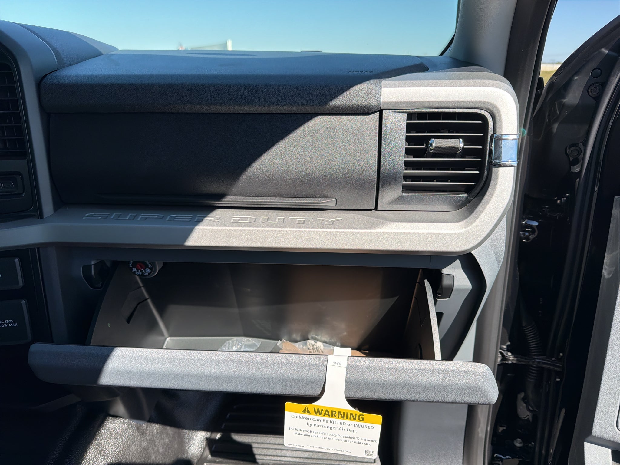 2027 Ford F-350 XLT