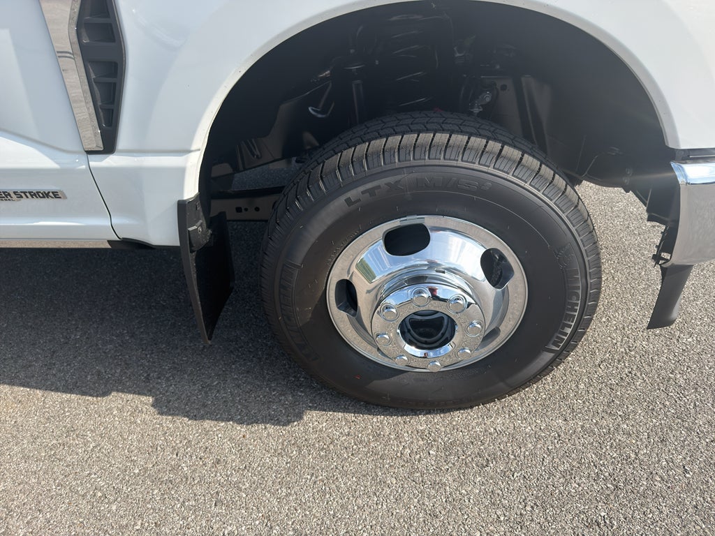 2026 Ford F-350 F-350® Lariat®