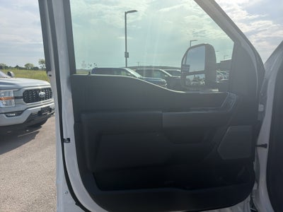 2026 Ford F-350 F-350® Lariat®