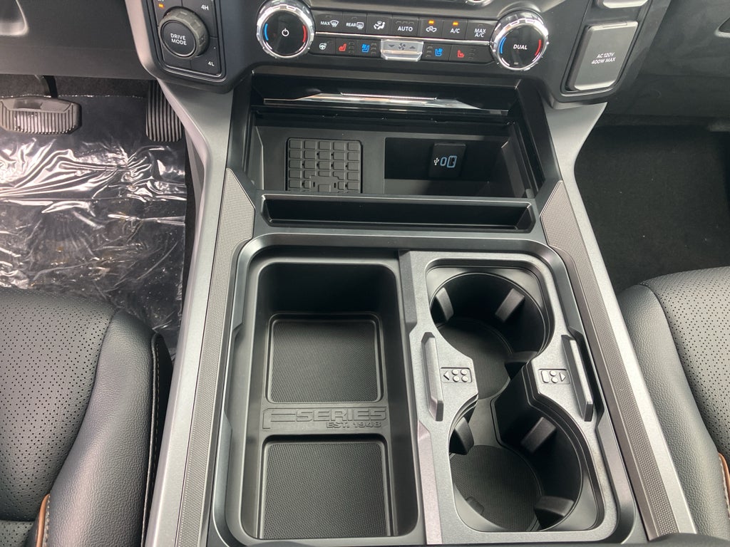 2026 Ford F-350 F-350® Lariat®