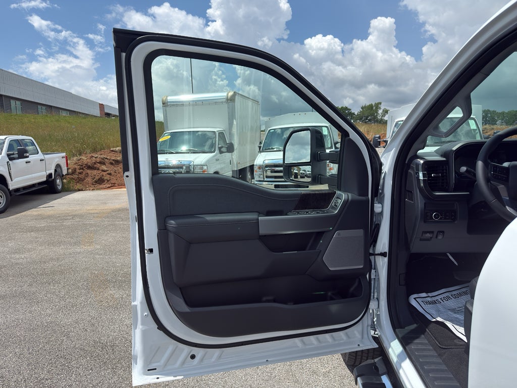 2026 Ford F-350 F-350® Lariat®