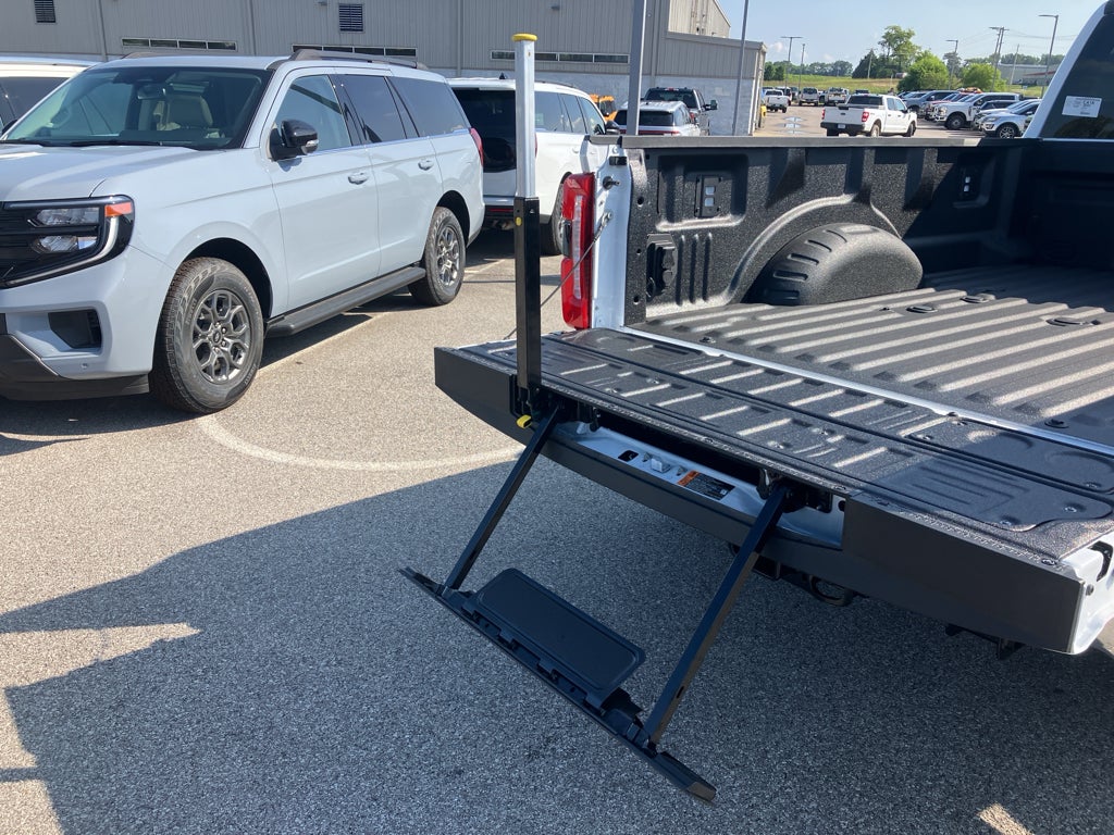 2026 Ford F-350 F-350® XLT