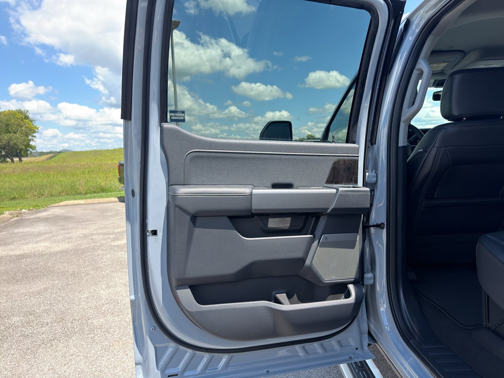 2026 Ford F-350 F-350® Lariat®