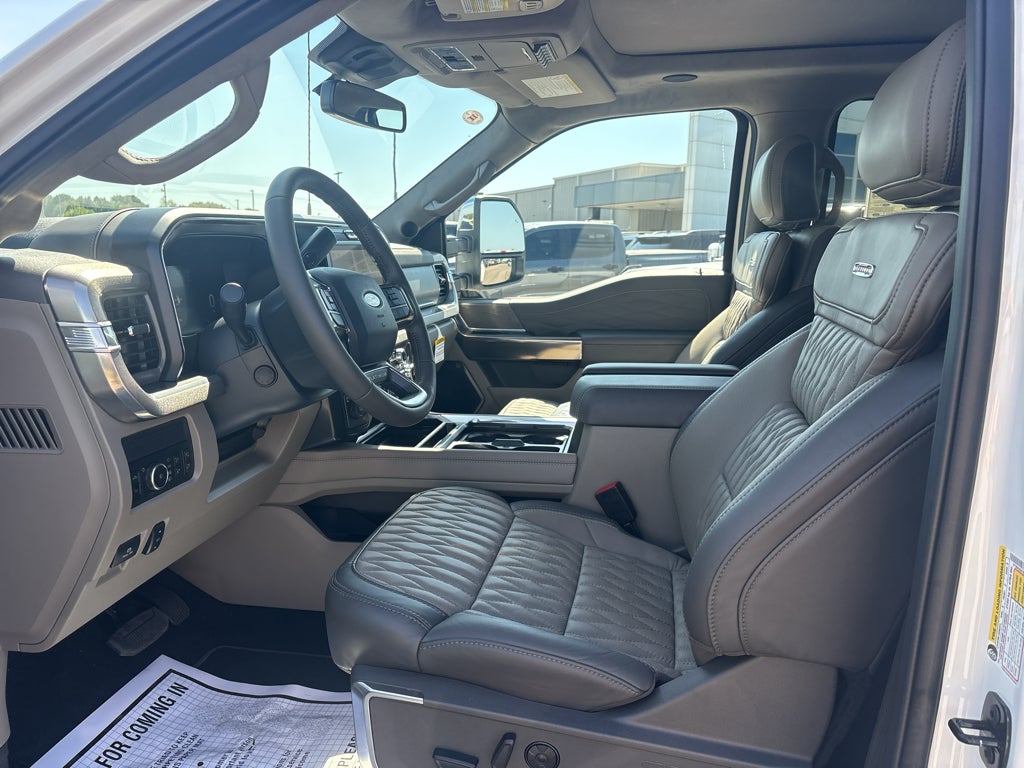 2027 Ford F-450 F-450® Platinum®