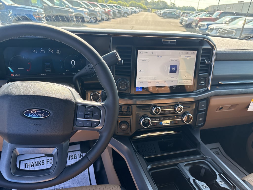 2027 Ford F-450 LARIAT