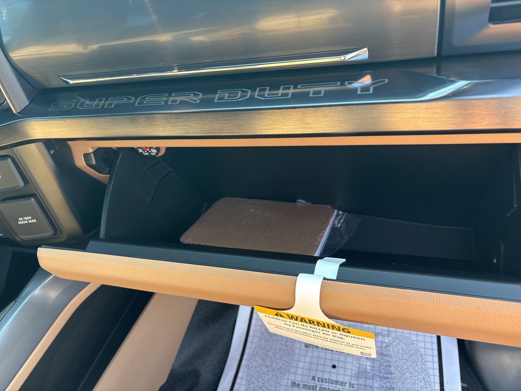 2027 Ford F-450 LARIAT