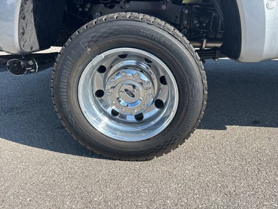 2027 Ford F-450 LARIAT
