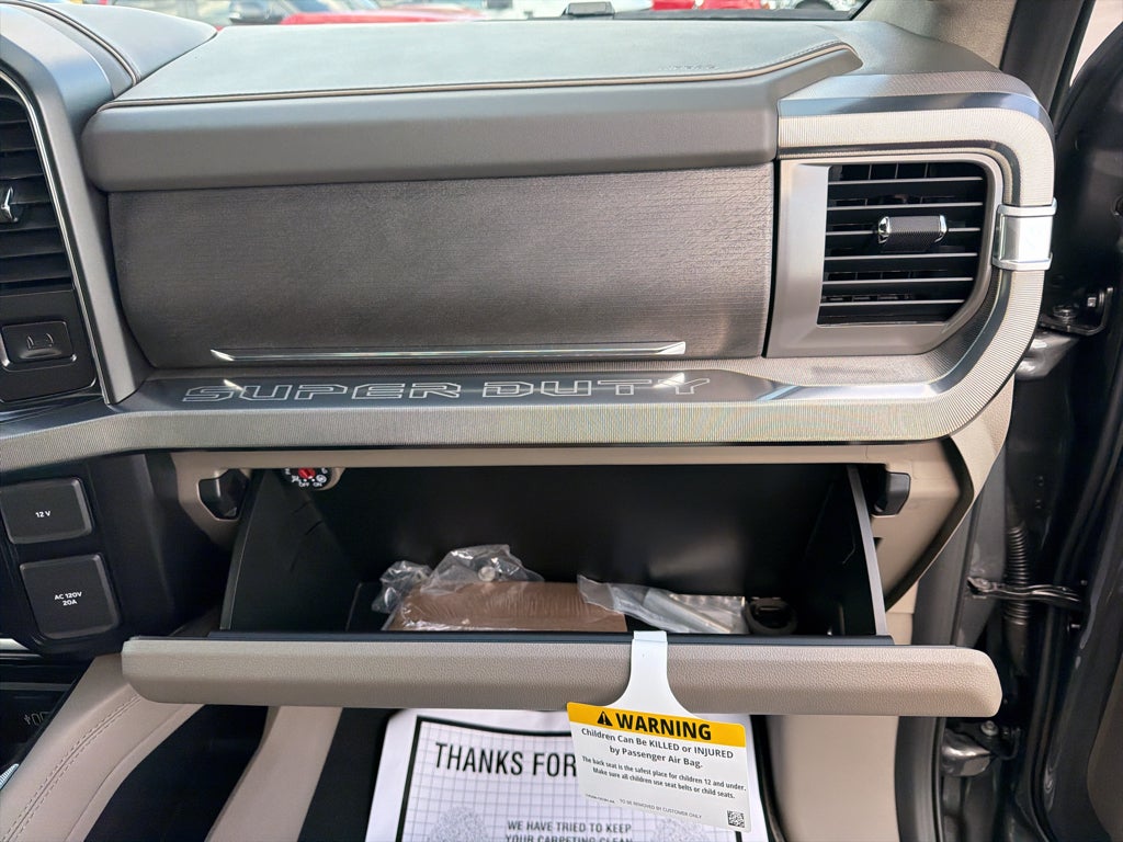 2027 Ford F-450 Platinum
