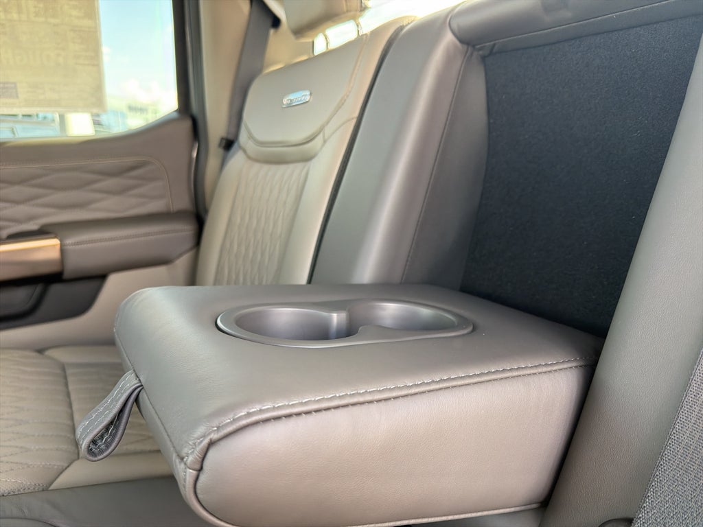2027 Ford F-450 Platinum
