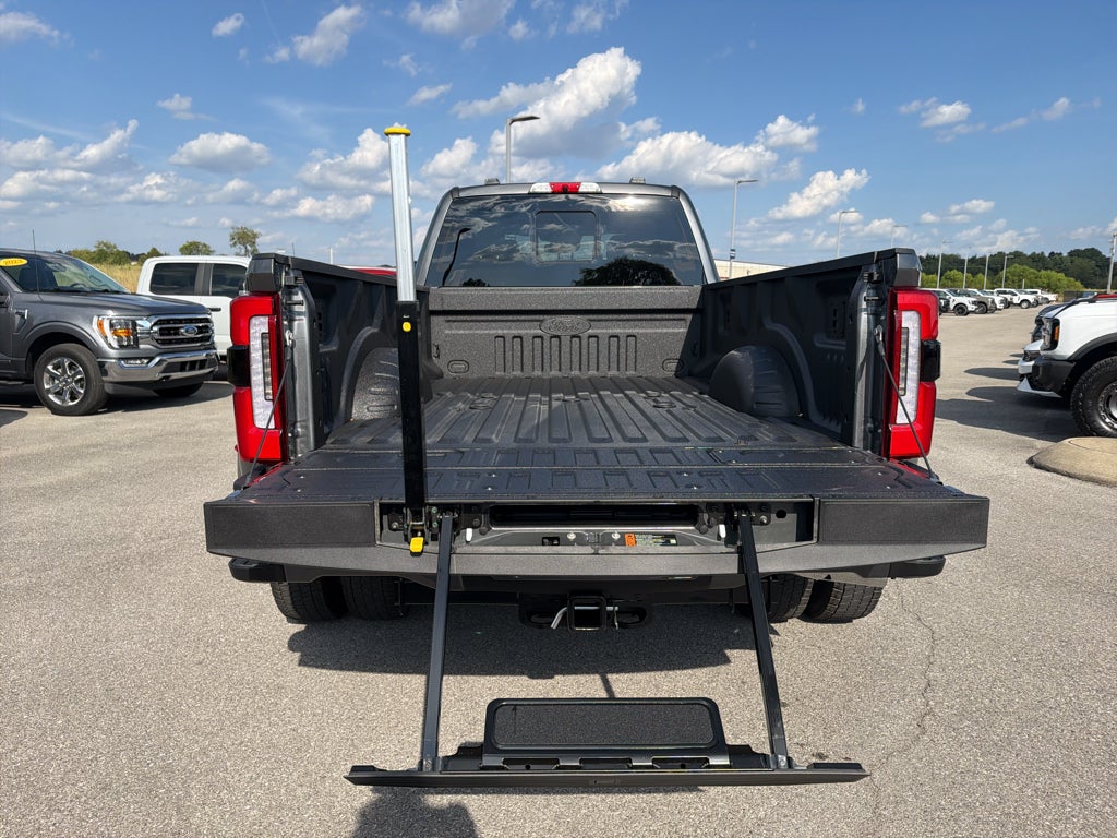 2027 Ford F-450 Platinum