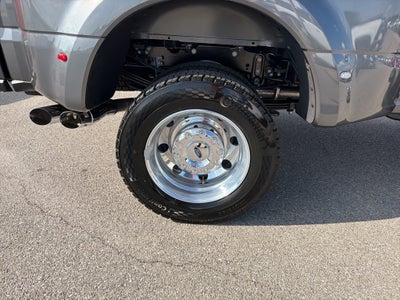 2027 Ford F-450 Platinum