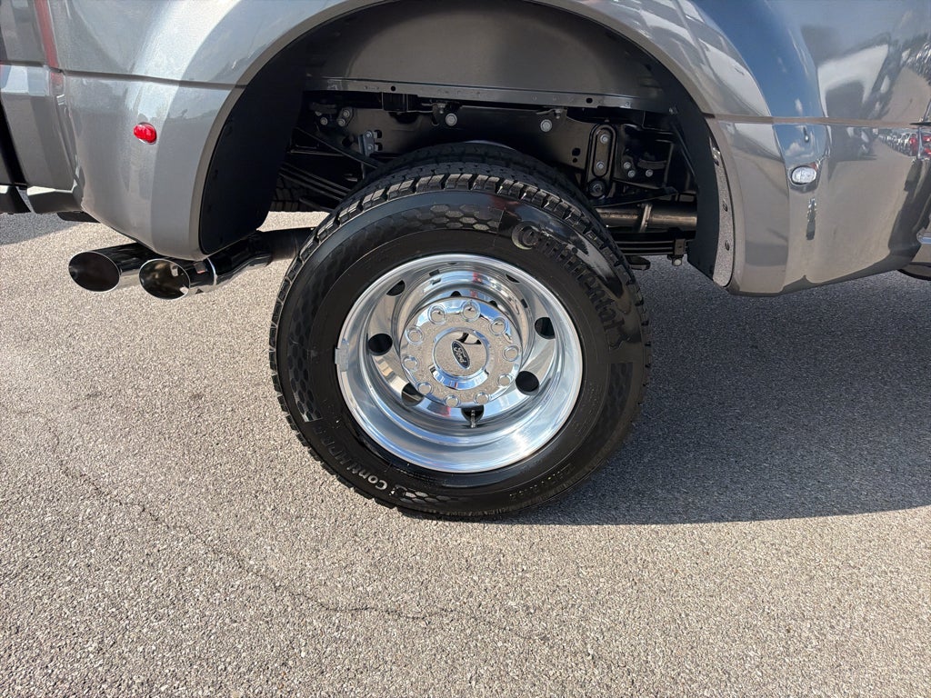2027 Ford F-450 Platinum