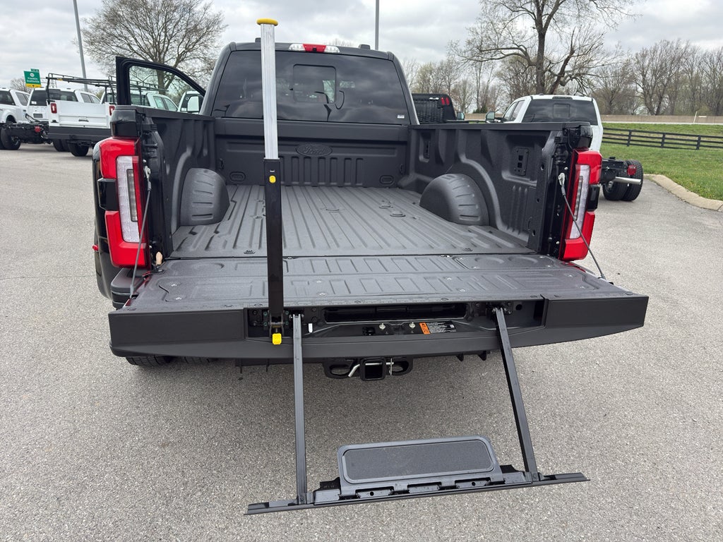 2026 Ford F-450 F-450® Platinum®
