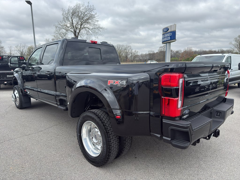 2026 Ford F-450 F-450® Platinum®