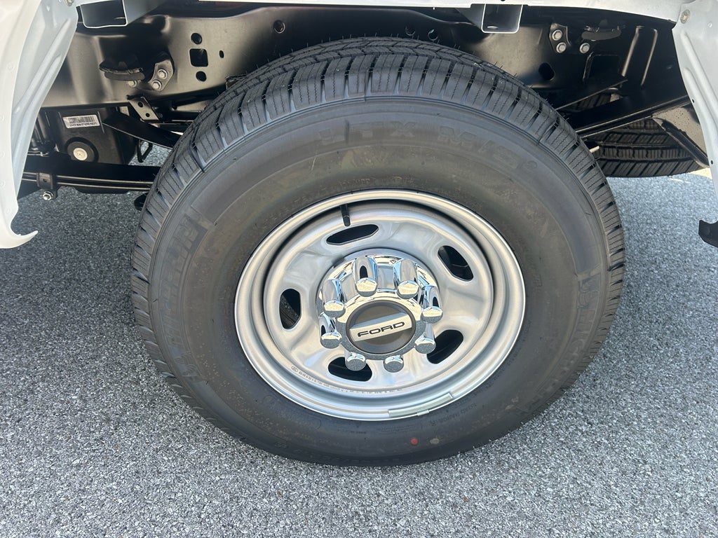 2025 Ford F-350 F-350® XL