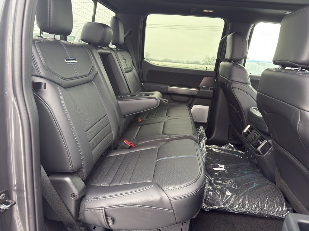 2025 Ford F-150 Platinum®