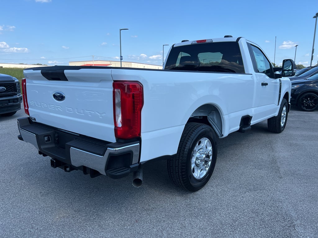 2026 Ford F-350 F-350® XLT