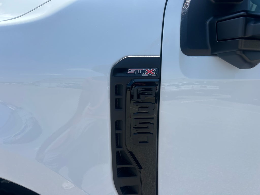 2025 Ford F-350 F-350® XL