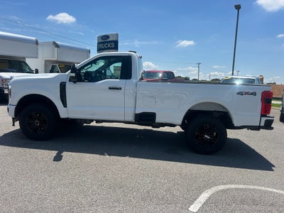 2025 Ford F-350 F-350® XL